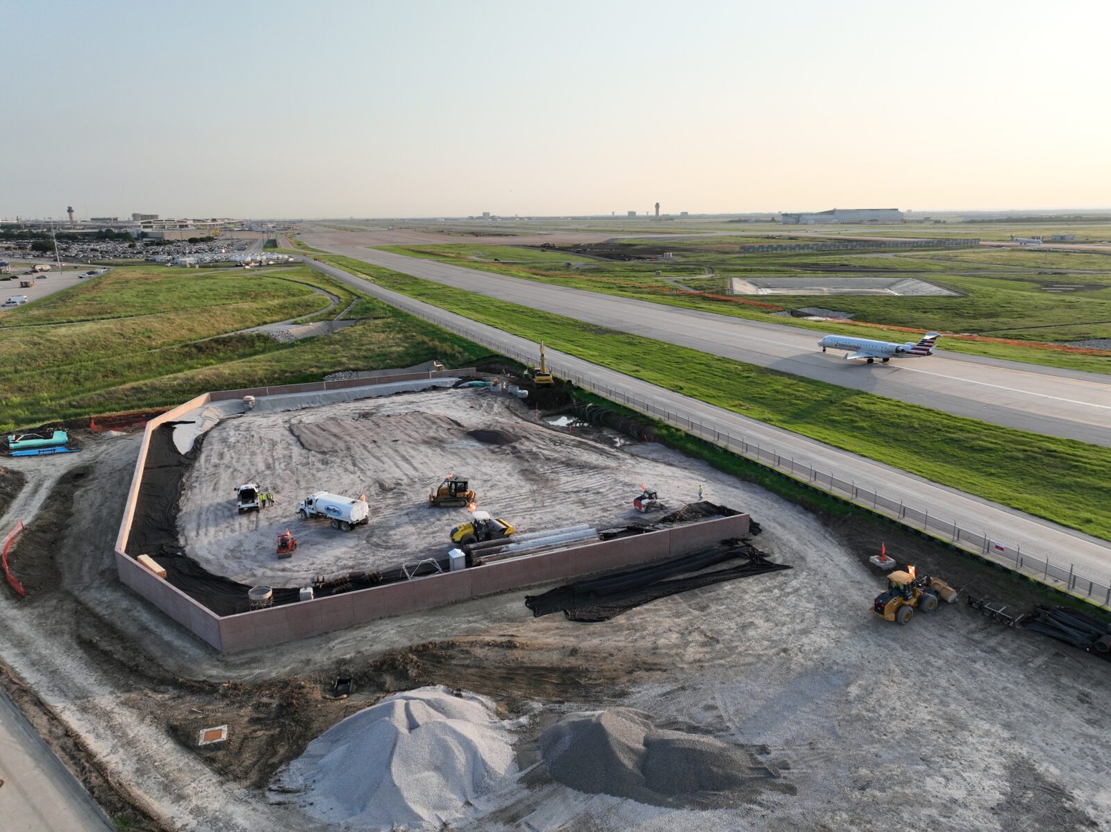 Aerial image of a vault at DFW airport being constructed